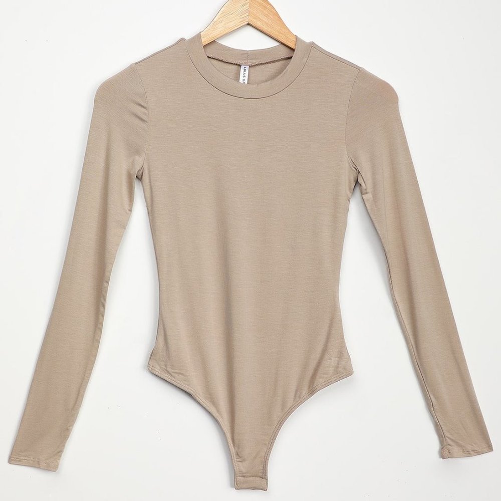 SOLD OUT! BNWT LULU"S Bodysuit